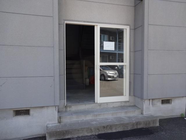 エントランス　エントランス