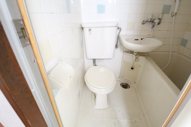 トイレ　他号室の写真です