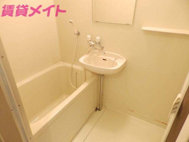 バス・シャワールーム　同物件別室写真