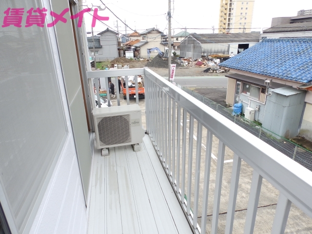 バルコニー　同物件別室写真