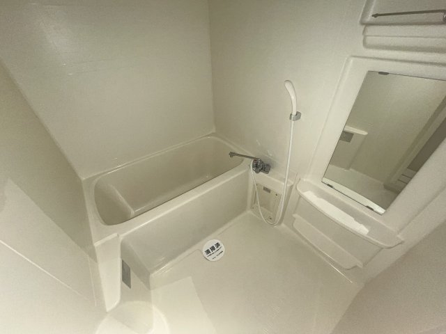 バス・シャワールーム　お風呂です