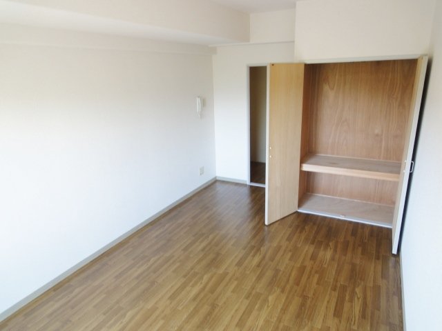 収納　同物件別号室