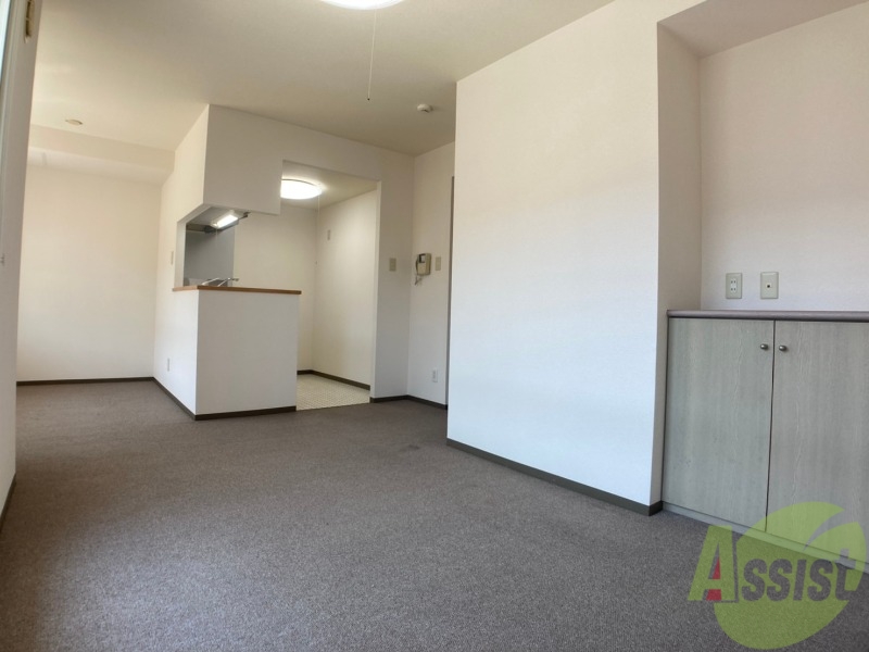 居室・リビング　広くてキレイなＬＤＫが広がっていて、充実した生活が送れそう。