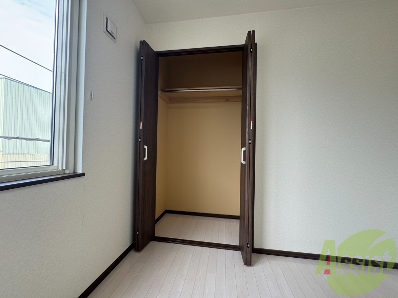 収納　こちらは収納です。物をしまう事ができますね！