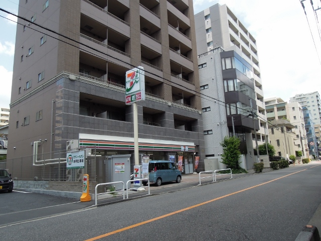 コンビニ　セブンイレブン 浦和岸町7丁目店（コンビニ）まで515m