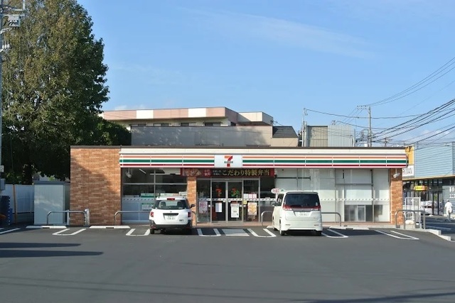 コンビニ　セブンイレブン千葉桜木町店（コンビニ）まで348m