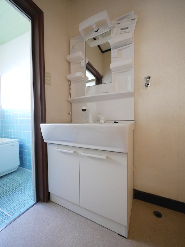 洗面設備　シャンプードレッサー