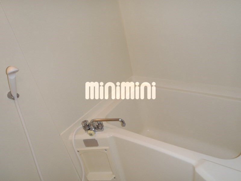 バス・シャワールーム　洋間