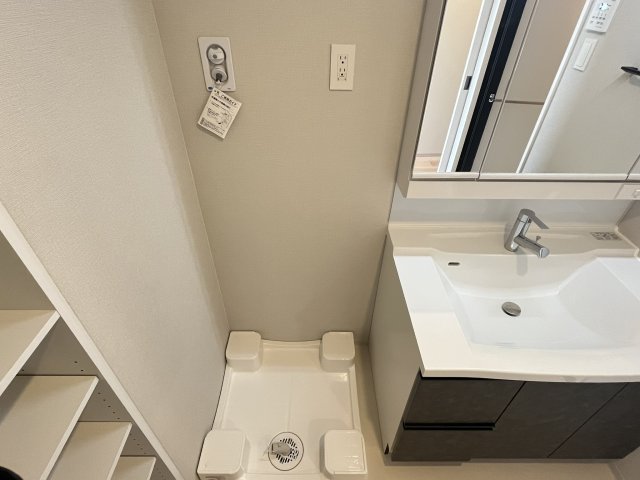 その他　洗濯機置場です