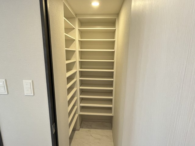 収納　シューズボックスです