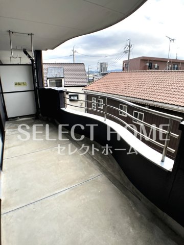 バルコニー　落ち着いた時間を過ごせるバルコニーです