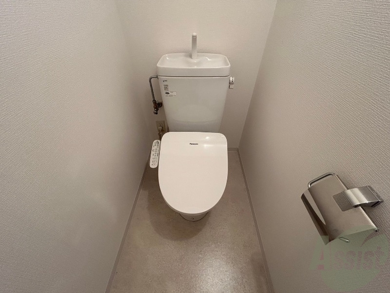トイレ　トイレです。ウォシュレット付を探している方、おすすめです。
