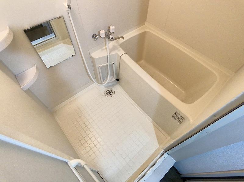 バス・シャワールーム　浴室