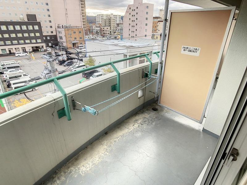 バルコニー　バルコニー