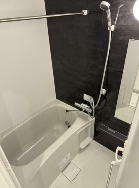 バス・シャワールーム　建設中参考写真