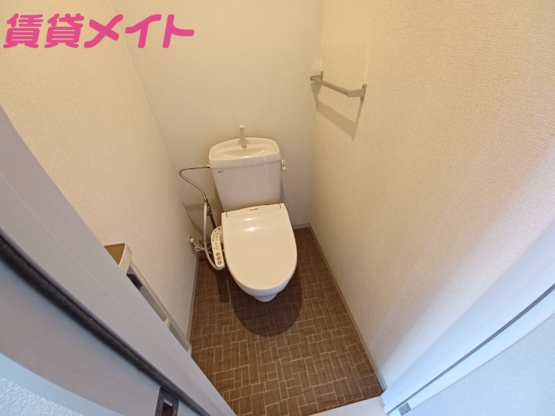 トイレ　同物件別室写真