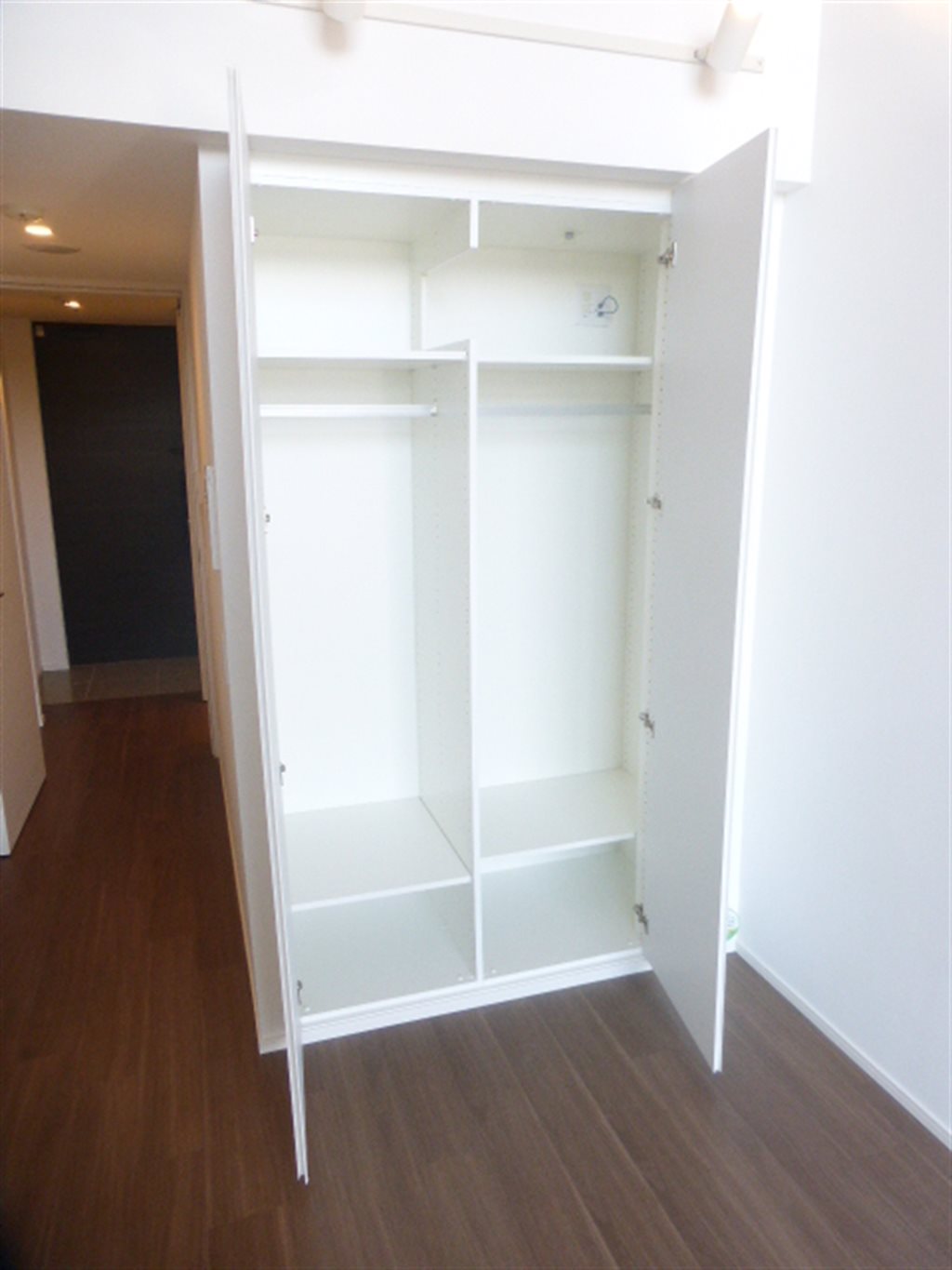 収納　※別部屋の参考写真です。