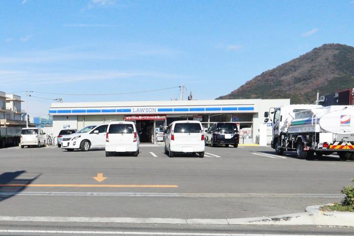 コンビニ　ローソン鳴門競艇場前店（コンビニ）まで456m