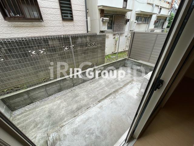 バルコニー　別室参照（1階テラス参照）