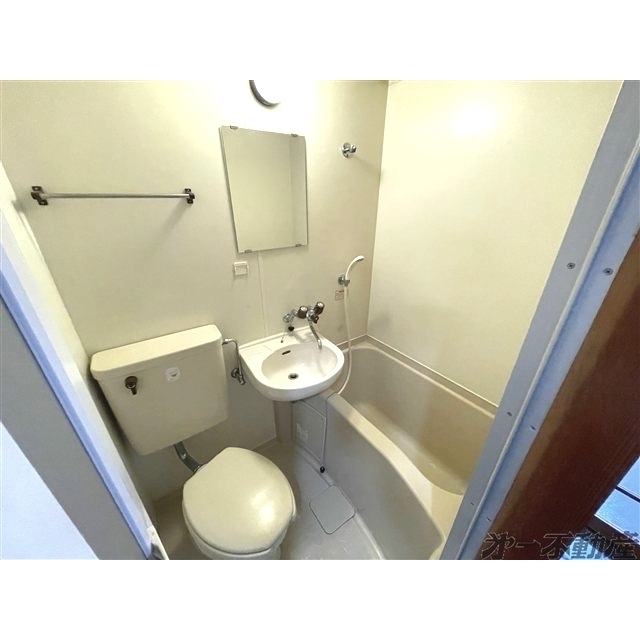 バス・シャワールーム　バスルーム