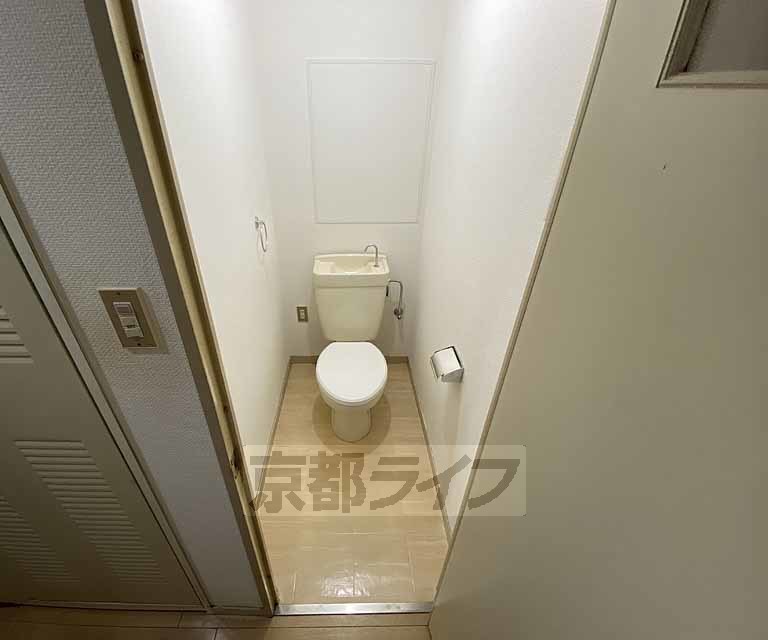 トイレ　シンプルなトイレです。