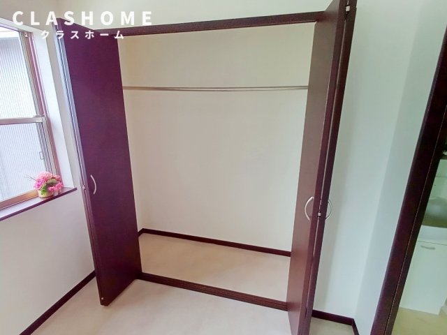 収納　同物件の別部屋になります。