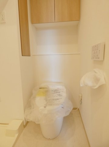 トイレ　※別部屋の参考写真です。