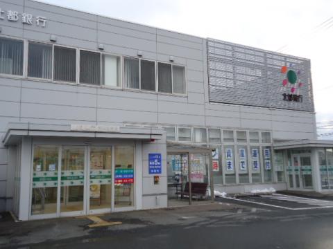 銀行　北都銀行秋田北支店（銀行）まで487m