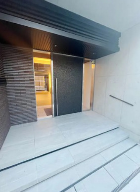 エントランス　ロイジェント山王