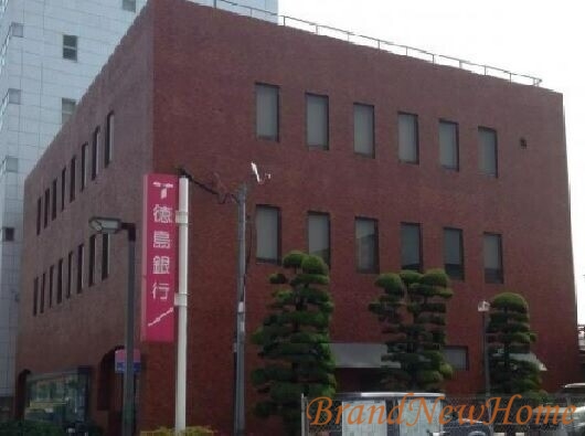 銀行　徳島大正銀行堺支店（銀行）まで247m