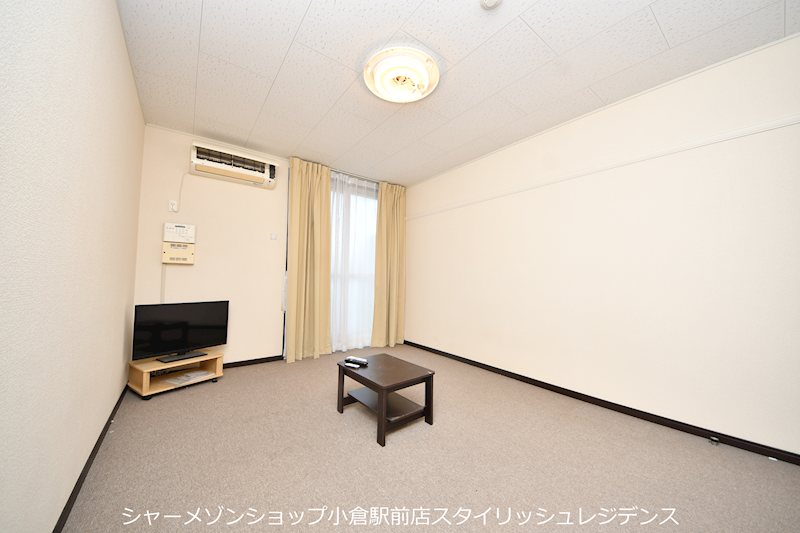 居室・リビング　写真と異なる場合は現況を優先します