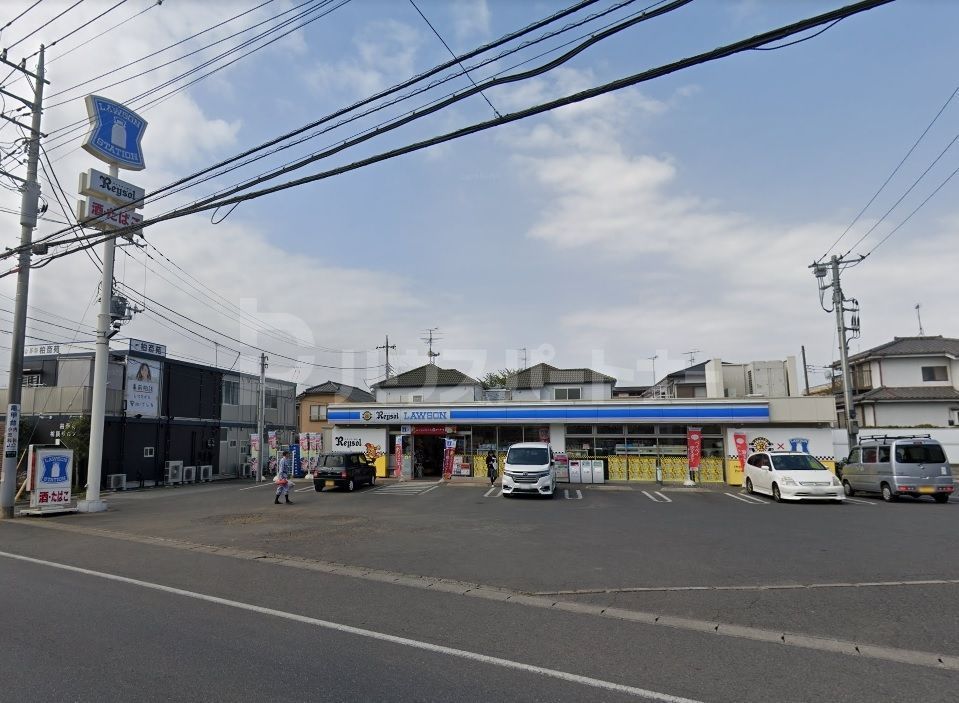 コンビニ　ローソン 柏名戸ケ谷一丁目店（コンビニ）まで130m