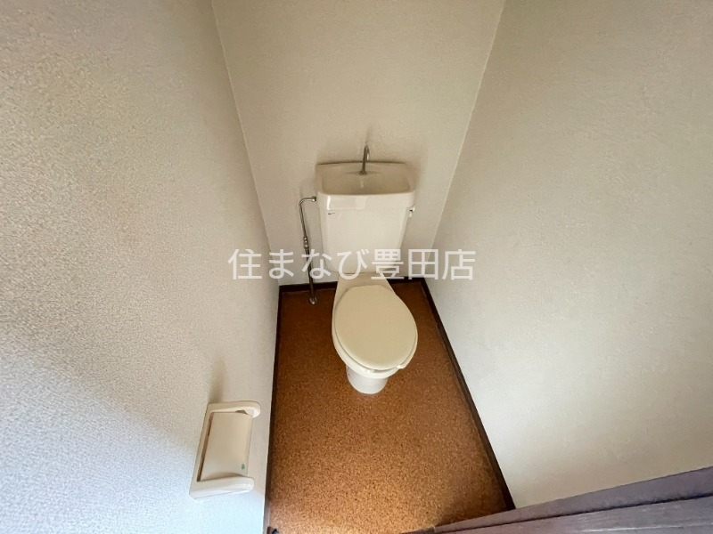 トイレ　別室同型写真