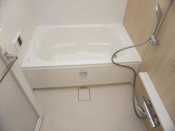 バス・シャワールーム　浴室