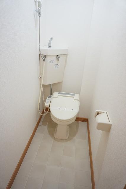 トイレ　トイレ