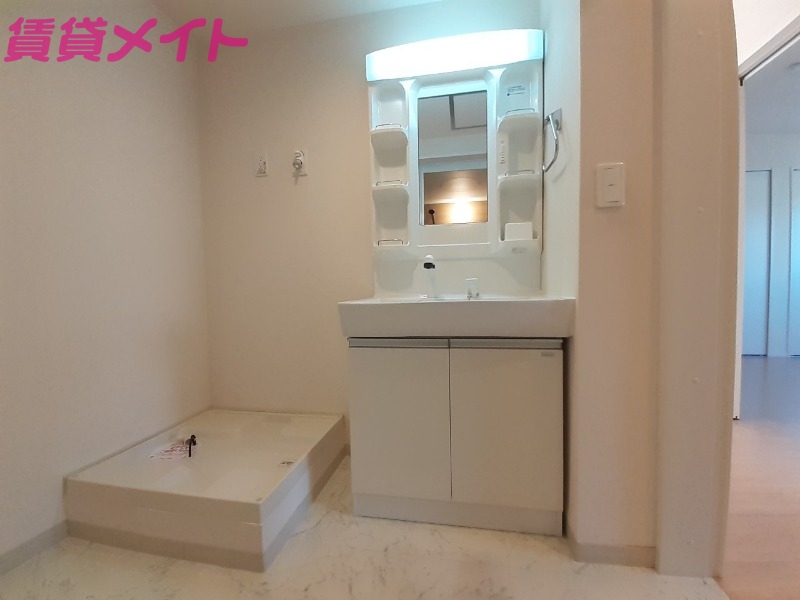 洗面設備　同型別室のお写真です