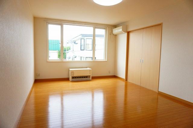 居室・リビング　リビング２