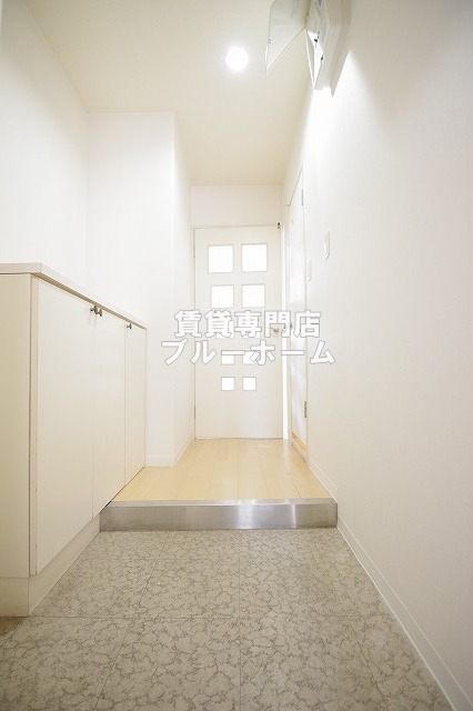 玄関　きれいな玄関スペース！