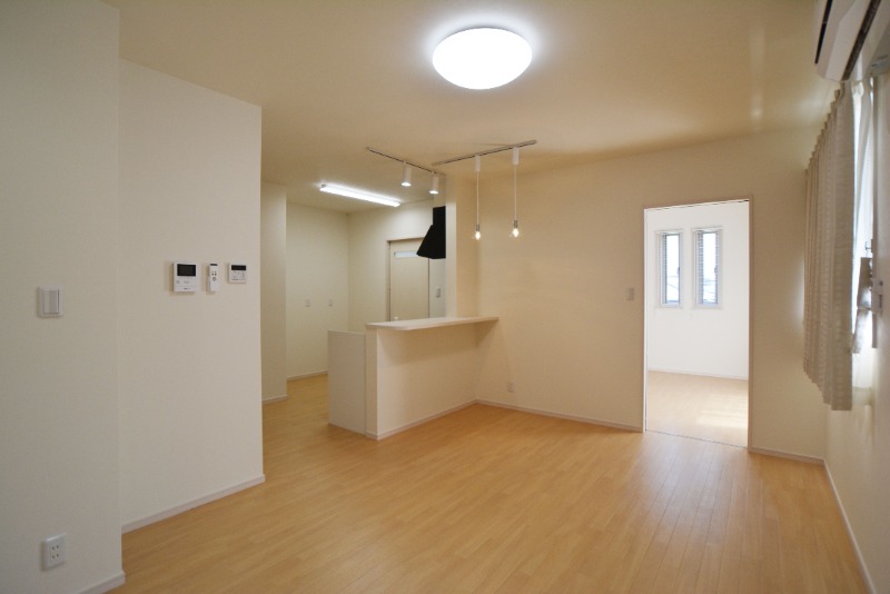 居室・リビング　対面キッチン