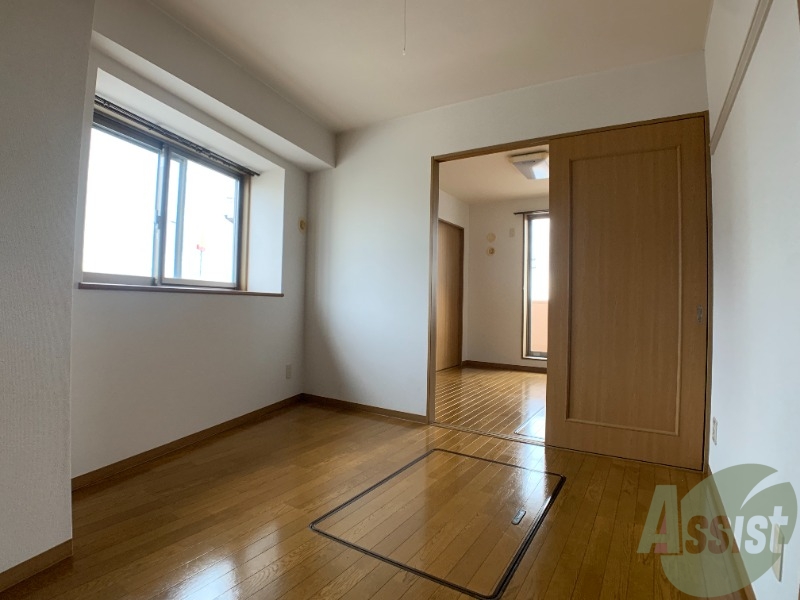 その他部屋・スペース　寝室も綺麗なお部屋となっており、気持ちが良いですね。