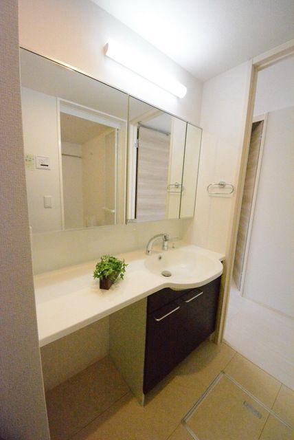 洗面設備　独立洗面台