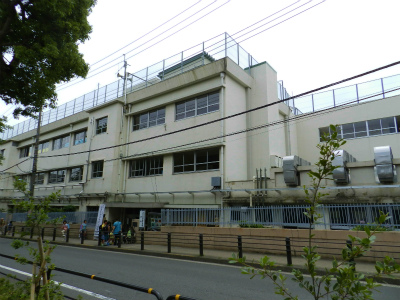 小学校　品川区立戸越小学校（小学校）まで414m