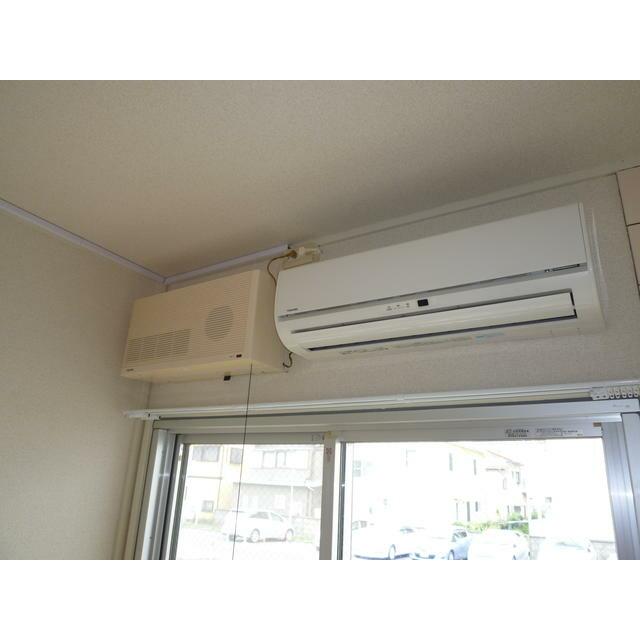 その他設備　各部屋エアコン付きで、初期費用が抑えられます。