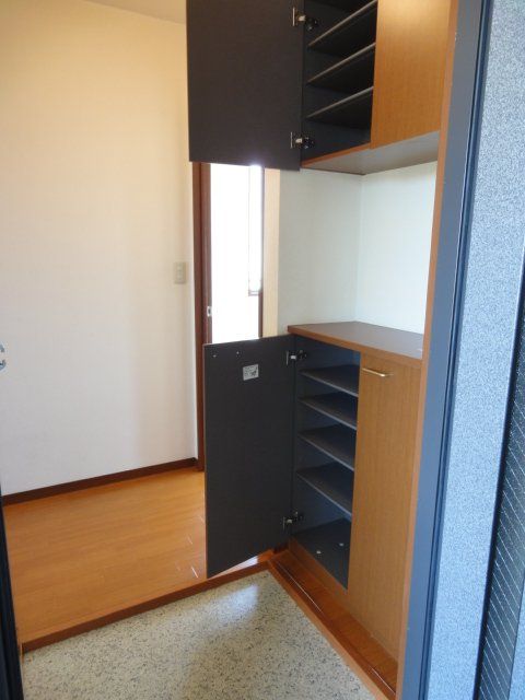 玄関　靴もたっぷり収納♪