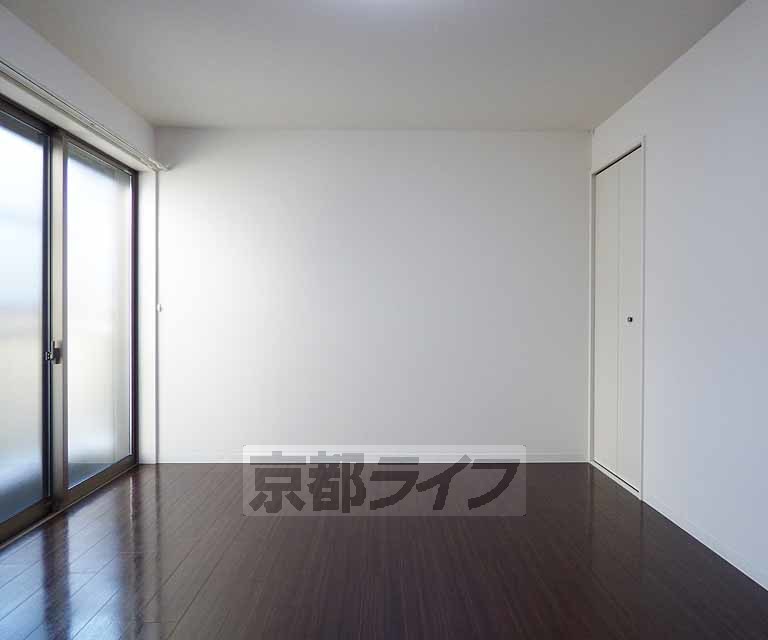 居室・リビング　広々としたお部屋です。