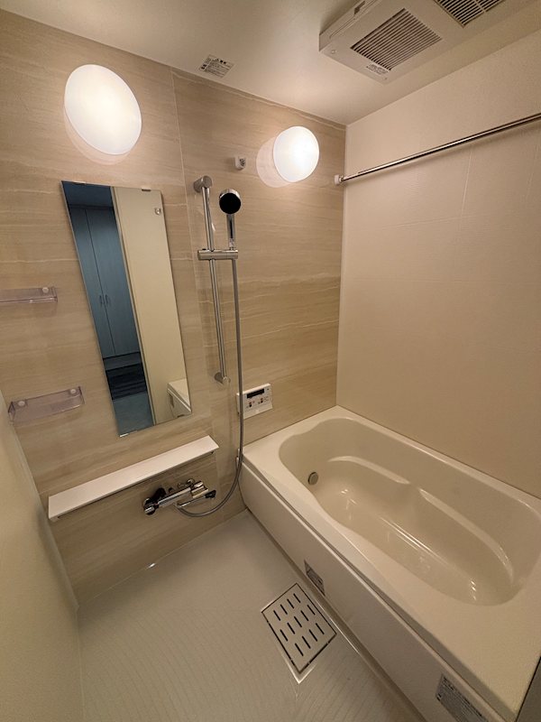 バス・シャワールーム