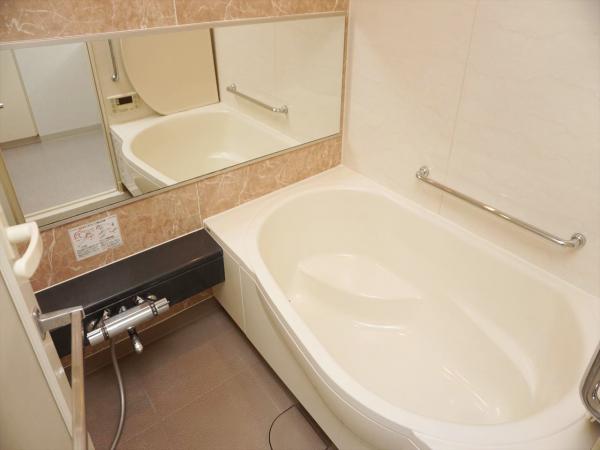 バス・シャワールーム　浴室