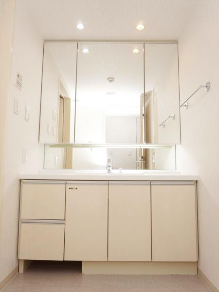 洗面設備　洗面所