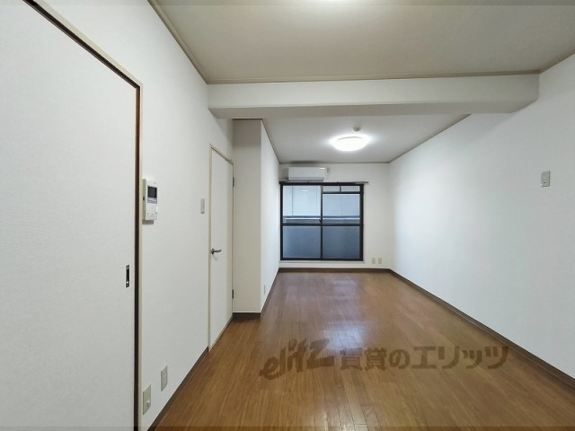 居室・リビング　居室