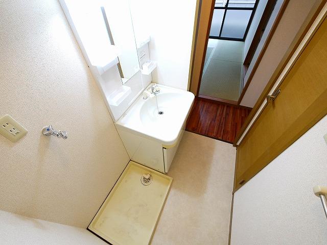 洗面設備　使いやすい洗面所です